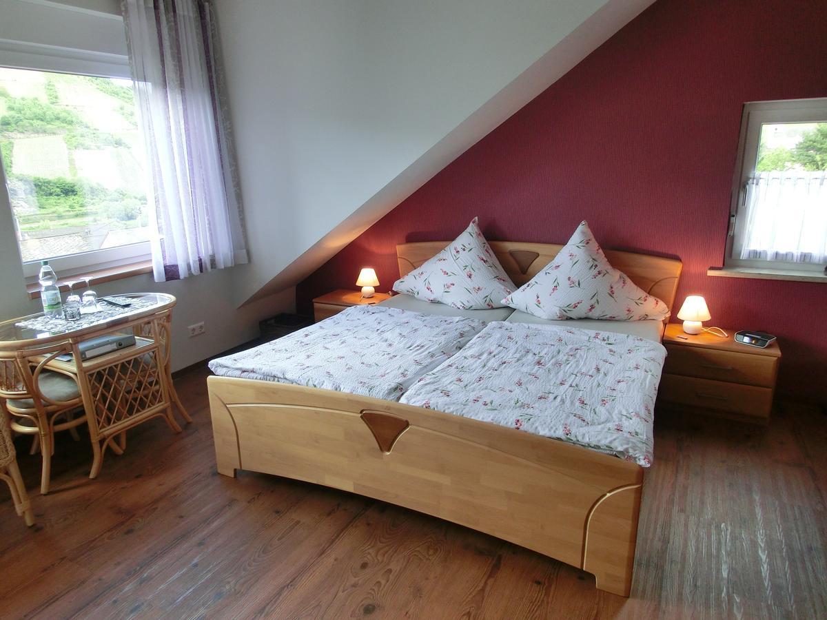 Ferienweingut Hirschen Schulstrasse Bed and Breakfast Burg  Buitenkant foto